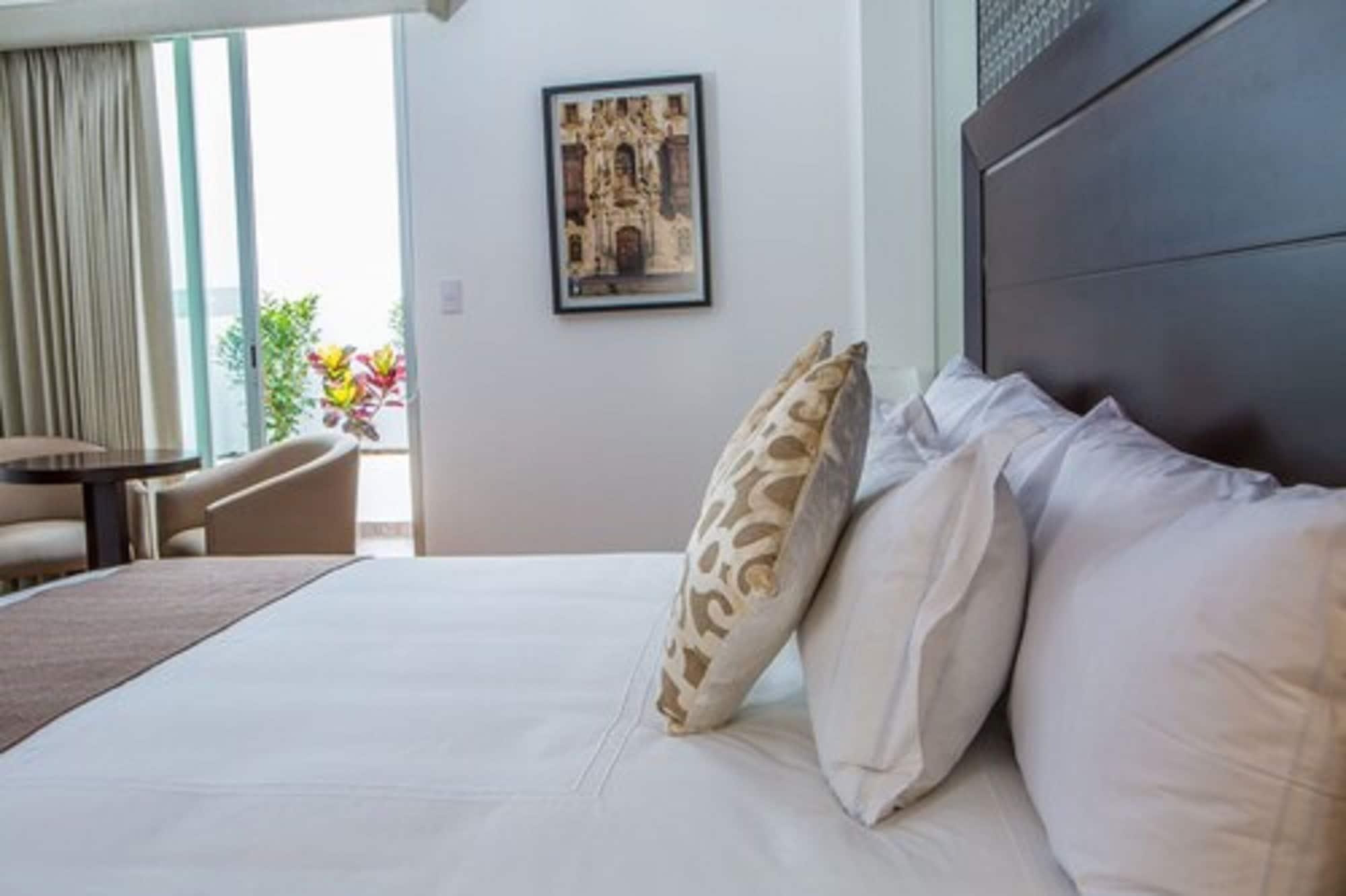 Jose Antonio Deluxe Otel Lima Dış mekan fotoğraf